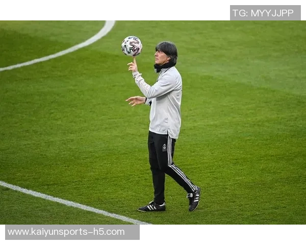 穆勒分享蓄胡经历：理发后意外满意决定保留新形象